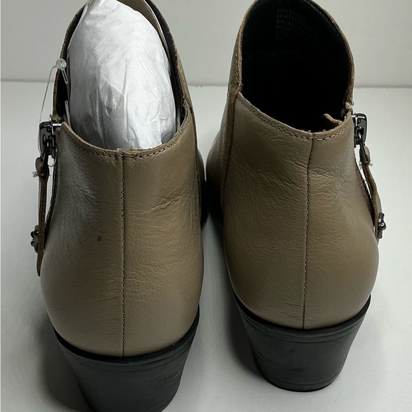 Aerosoles Collaroy Women's Boots Trench Coat Leather Sz 5.5M New - Picture 3 of 8